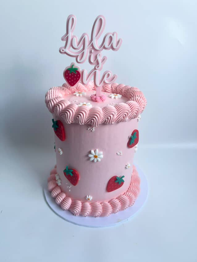 Strawberry age topper